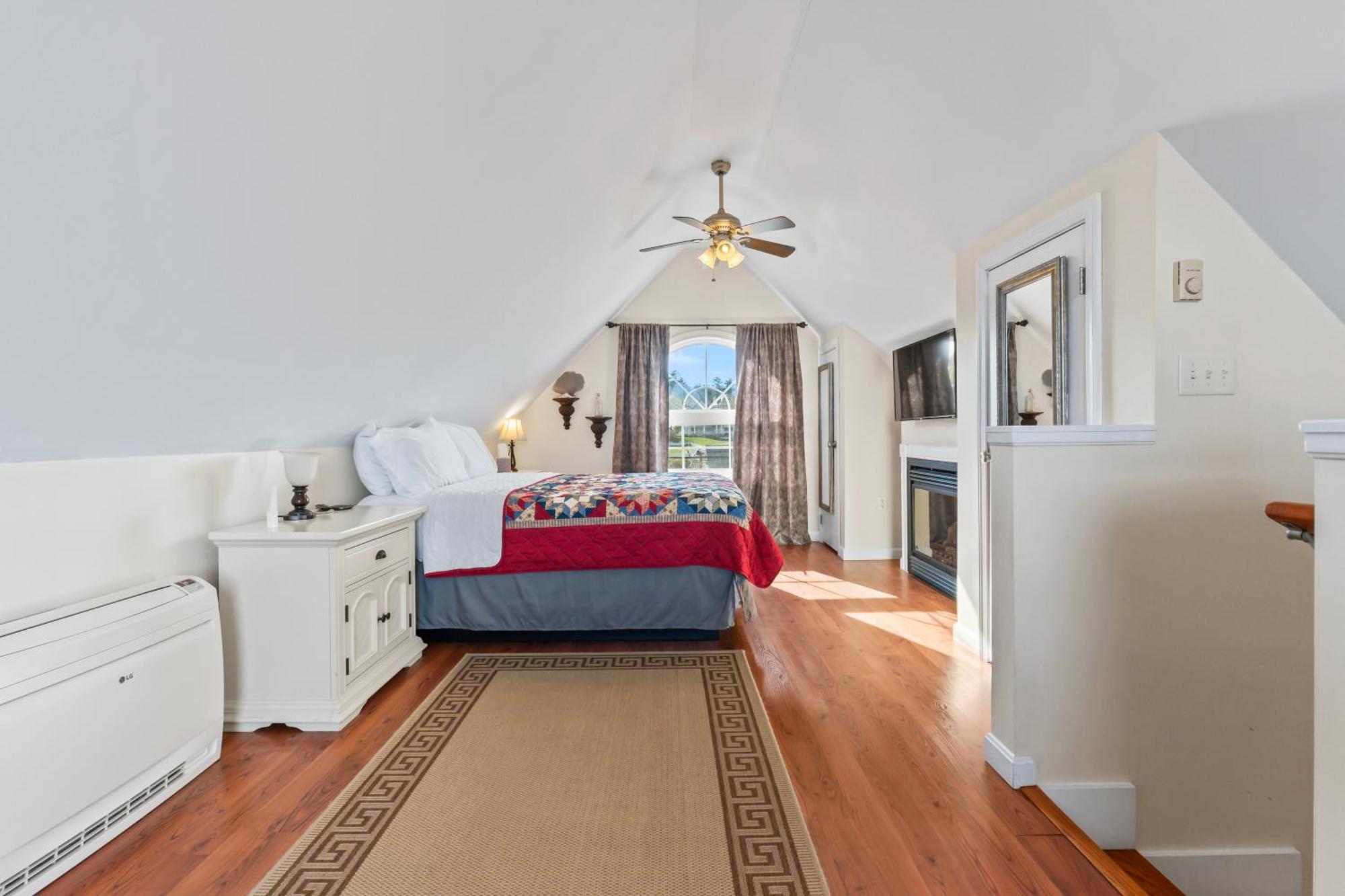 Perkins Cove Oceanfront Cottage Огънкуит Екстериор снимка