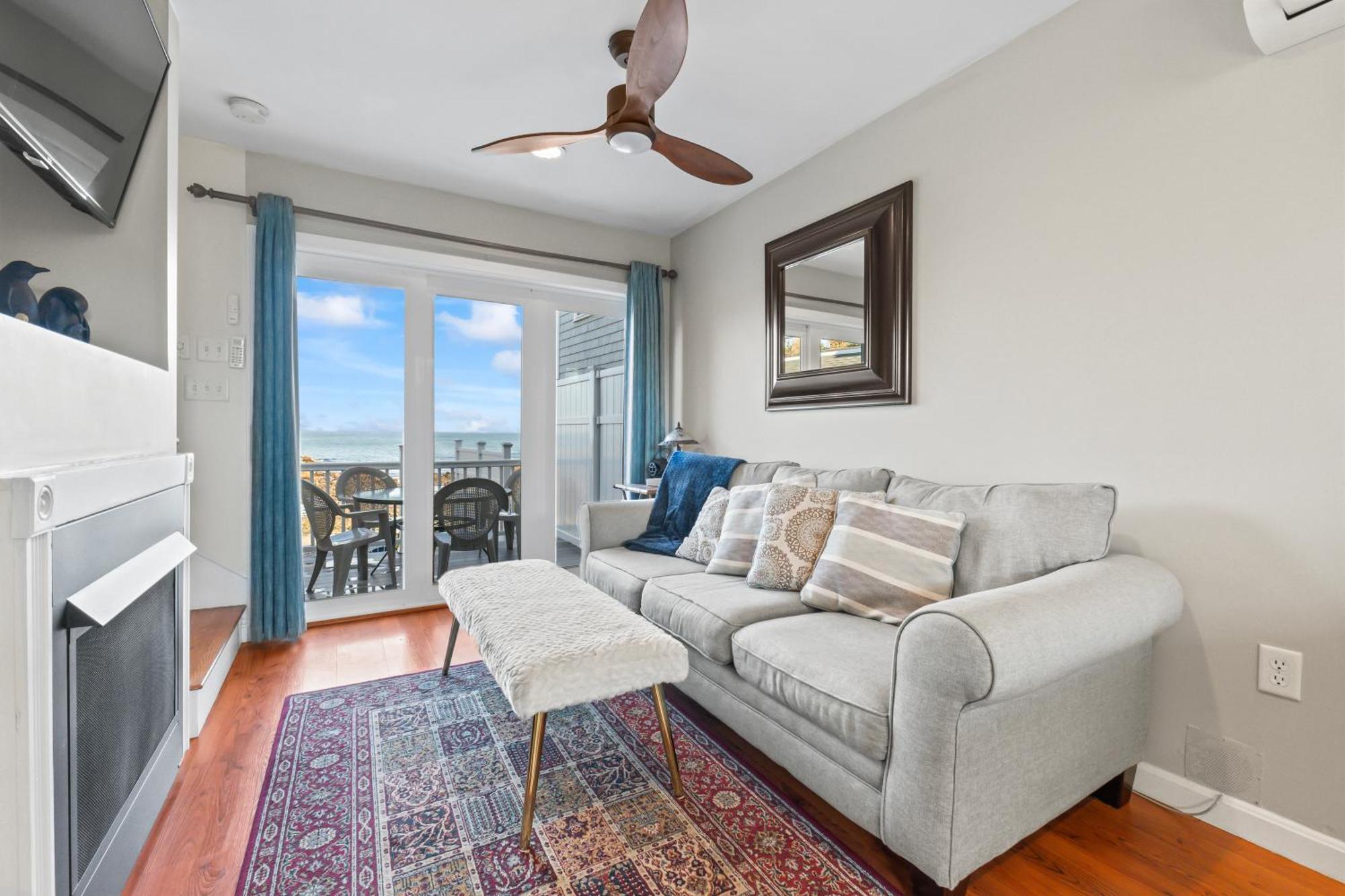 Perkins Cove Oceanfront Cottage Огънкуит Екстериор снимка